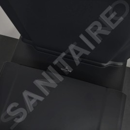 Villeroy & Boch Hommage - cuvette de WC à poser, coude Vario, CeramicPlus, TitanGlaze, Pure Black 666210R7