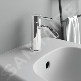 Ideal Standard CeraLine - Robinetterie de bidet avec vidage, chrome BC197AA