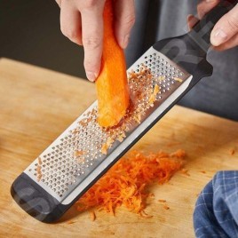 FISKARS Équipement de cuisine - Râpe à grains fins 1014412