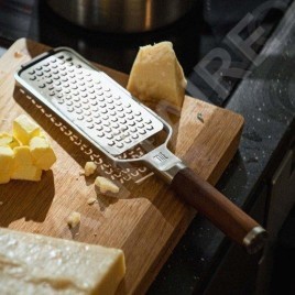 FISKARS Équipement de cuisine - Râpe à gros grains 1065244
