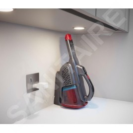 BLACK+DECKER Nettoyage - Aspirateur à main sans fil 12V, station de charge, titane/rouge BHHV315B-QW