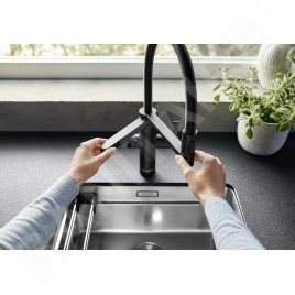 Blanco EVOL-S Pro - Mitigeur d'évier avec bras flexible, douchette et fonction de filtration, noir mat 526636