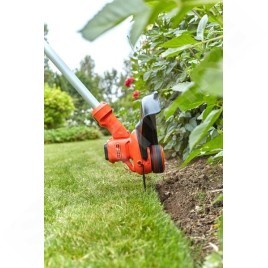 BLACK+DECKER Outils de jardinage - Coupe-bordure sans fil 36V, largeur de coupe 33 cm, 1 batterie 2.5 Ah Li-ion, chargeur