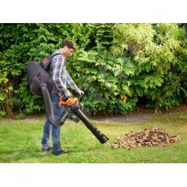 BLACK+DECKER Outils de jardinage - Aspirateur de jardin électrique 3en1, 3000 W BEBLV300-QS