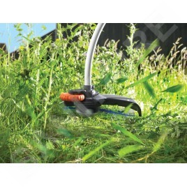 BLACK+DECKER Outils de jardinage - Tondeuse à gazon 800 W, largeur de coupe 33 cm GL8033-QS