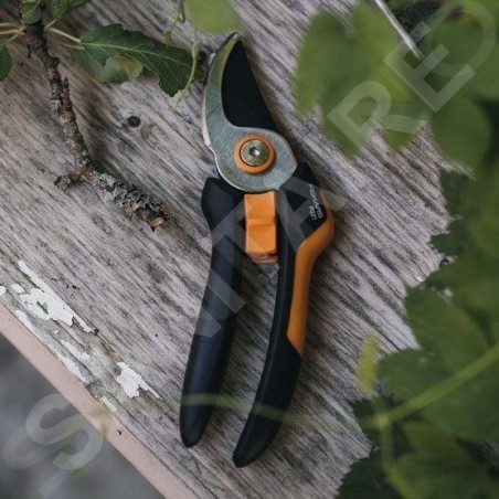 FISKARS Outils de jardinage - Sécateur traditionnel pour arbustes 1057162