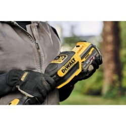 DeWALT Outillage - Coupe-herbe sans fil 18V XR 5Ah Li-Ion DCMST561P1
