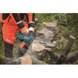 Makita Outillage - Tronçonneuse sans fil 18V 30 cm, 2 batteries 5,0 Ah, chargeur DUC306PT2B