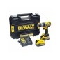 DeWALT Outillage - Perceuse à percussion sans fil 18V, 2 batteries 4,0 Ah XR, chargeur DCD796M2 DeWALT Outillage - Perceuse à percussion sans fil 18V, 2 batteries 4,0 Ah XR, chargeur DCD796M2
