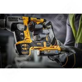 DeWALT Outillage - Perforateur 18V, 2 batteries 1,7Ah POWERSTACK DCH172E2T