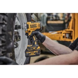 DeWALT Outillage - Clé à chocs sans fil 18V, sans batterie ni chargeur DCF891NT