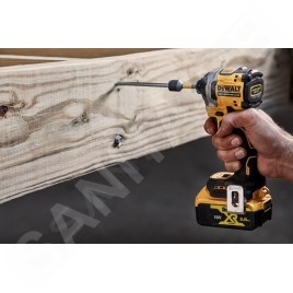 DeWALT Outillage - Clé à chocs AKU 18V, 2x batterie 5,0 Ah XR, chargeur DCF850P2T