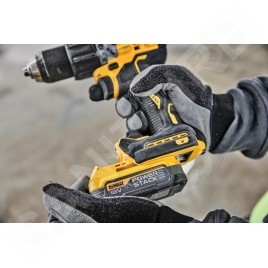 DeWALT Outillage - Perceuse AKU 18V à percussion, 1x batterie 1,7 Ah POWERSTACK, chargeur DCD805E1T