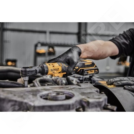 DeWALT Outillage - Clé à cliquet AKU 18V, 1x batterie 2,0 Ah XR , chargeur DCF512D1G
