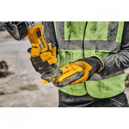 DeWALT Outillage - Meuleuse d'angle sans fil 18V 125 mm, 2 batteries 5,0 Ah, POWERSTACK, chargeur DCG405H2T