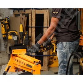 DeWALT Outillage - Meuleuse droite sans fil 18V, 2 batteries 5,0 Ah, chargeur DCG426P2