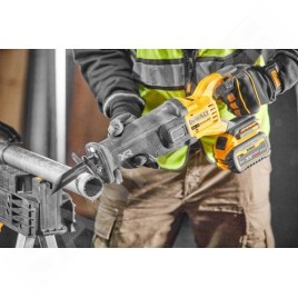 DeWALT Outillage - Scie sabre compacte AKU 18V, 1x batterie FLEXVOLT 6.0 Ah, chargeur DCS386T1