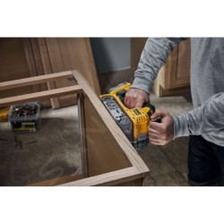 DeWALT Outillage - Ponceuse à bande sans fil 18V, sans batterie ni chargeur DCW220N