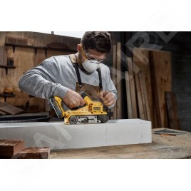 DeWALT Outillage - Ponceuse à bande 18V sans fil, 2 batteries XR de 5,0 Ah, chargeur DCW220P2