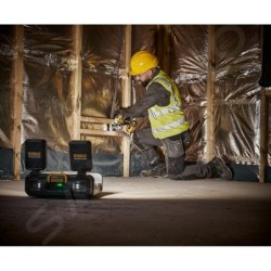 DeWALT Accessoires - Lampe de chantier sans fil LED avec coffret TOUGHSYSTEM DWST08061-1