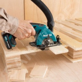 Makita Outillage - Scie circulaire sans fil 12V 85 mm, 2 batteries 4.0 Ah, chargeur HS301DSME