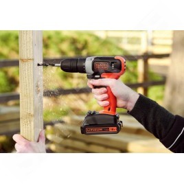 BLACK+DECKER Outillage - Perceuse-visseuse sans fil 18 V, 1 batterie 1,5 Ah, chargeur BCD001C1-QW
