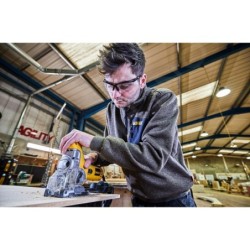 DeWALT Outillage - Scie sauteuse 701 W DW333K