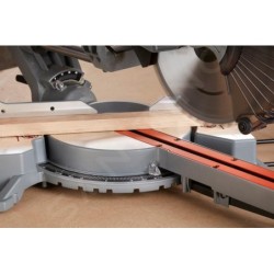 BLACK+DECKER Outillage - Scie à onglet électrique avec déplacement 1600 W BES700-QS