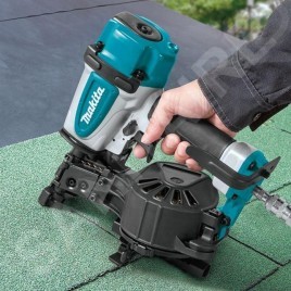 Makita Outillage - Cloueur pneumatique 19-45 mm AN454