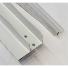 Ensemble de joints magnétiques et verticaux