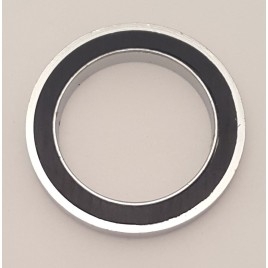 Plaquette de base sous le robinet de mélangeur de lavabo, chrome